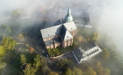 Stiftskirche Amöneburg von oben