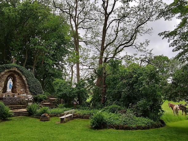 Mariengrotte Neustadt-Momberg