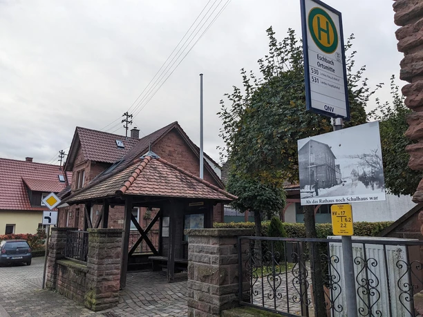Bushaltestelle Ortsmitte Eschbach Bushaltestelle Ortsmitte Eschbach