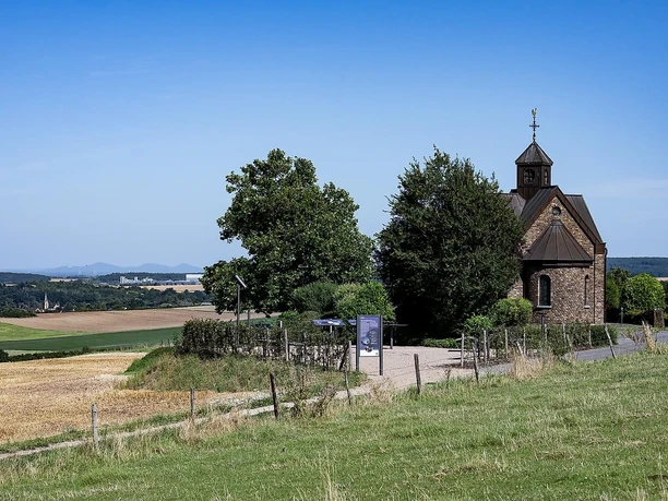 Sternenblick an der Hubertuskapelle