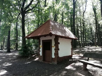 Waldkapelle am Wanderparkplatz Eschbach