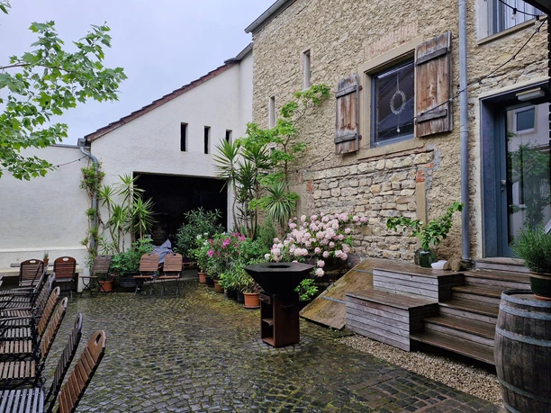 Weingut Karl Sonntag (2)