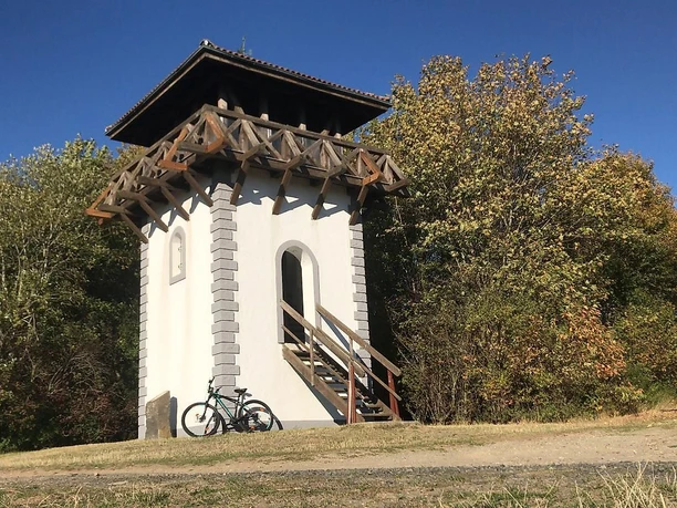 Mit dem Fahrrad zum Römerturm