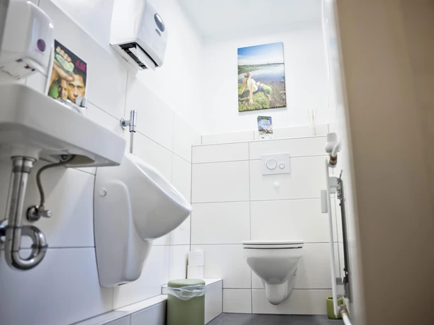 Öffentliche Toilette TI Hachenburger Westewald Öffentliche Toilette TI Hachenburger Westewald