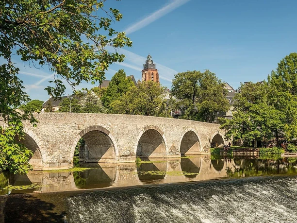 Dom mit Alter Lahnbrücke und Lahn