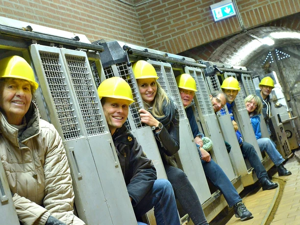 Fahrt mit der Grubenbahn Fahrt mit der Grubenbahn
