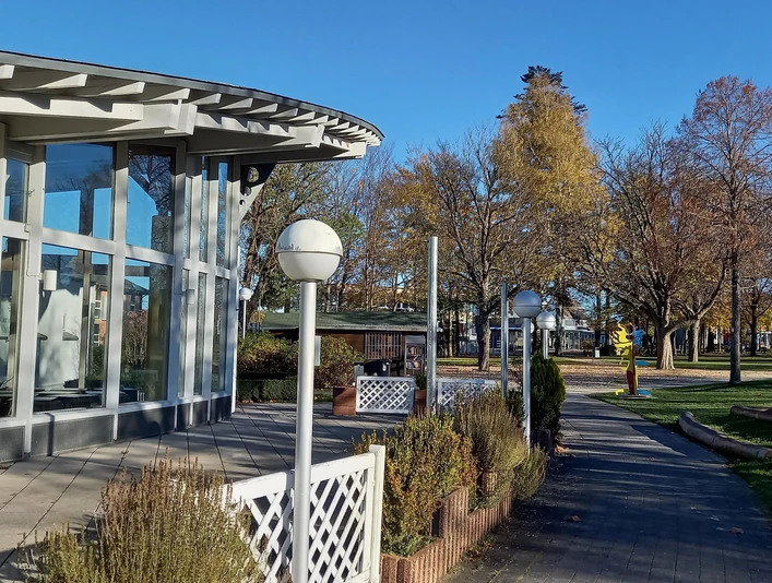 Biergarten am Restaurant Mykonos