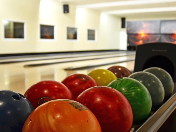 Spielspaß auf der Bowling Bahn in Bitburg
