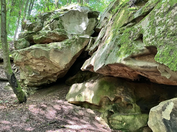 Totenberg bei Treis un Allendorf (Lumda)