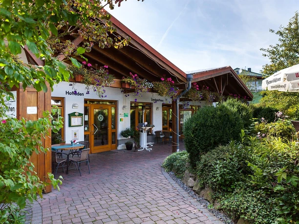 Eingang Restaurant und Hofladen