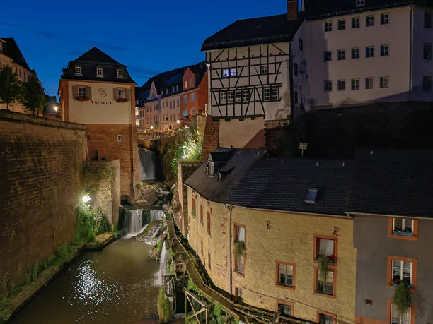 Saarburg bei Nacht (3)