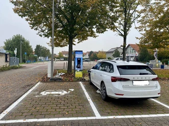 E-Ladesäule Offenbach Markt (3)