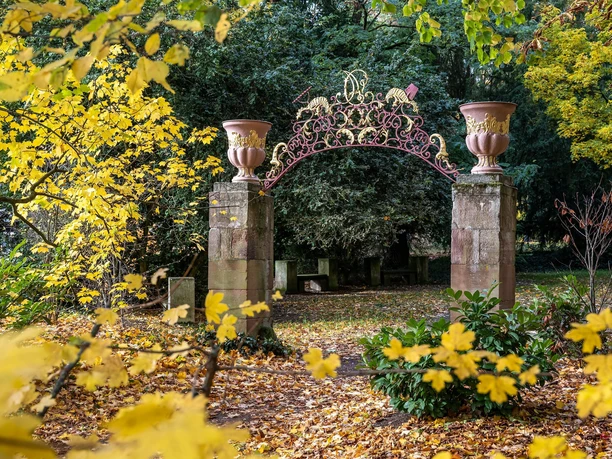 Schlossgarten im Herbst