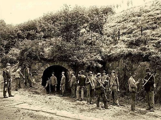 Grube Bindweide früher