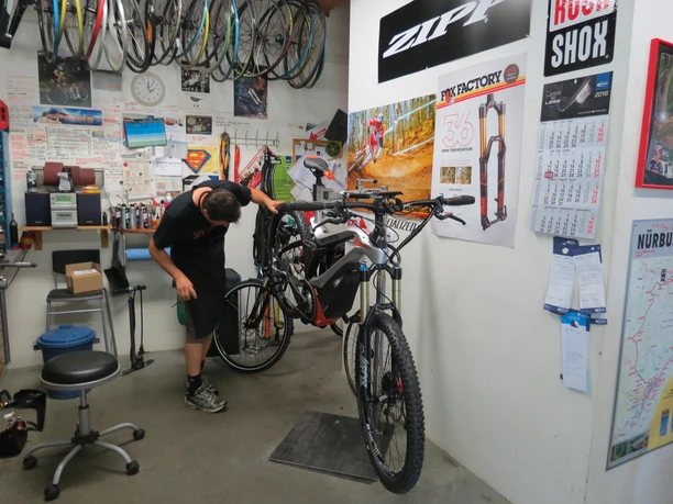 Radservice bei Radsport Breuer