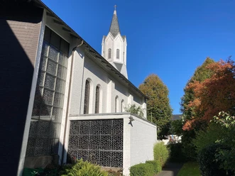 Kirche Außenansicht hinten