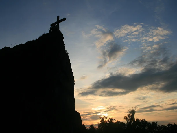 Druidenstein mit Sonnenuntergang