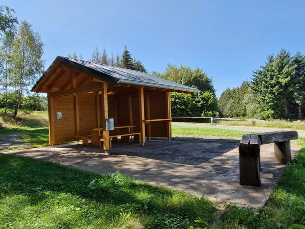 Schutzhütte Gusenburg, Auf der Steck