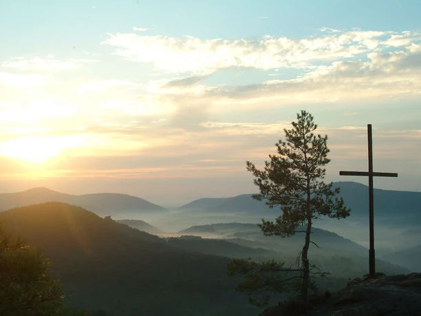 Sonnenaufgang Rötzenfelsen