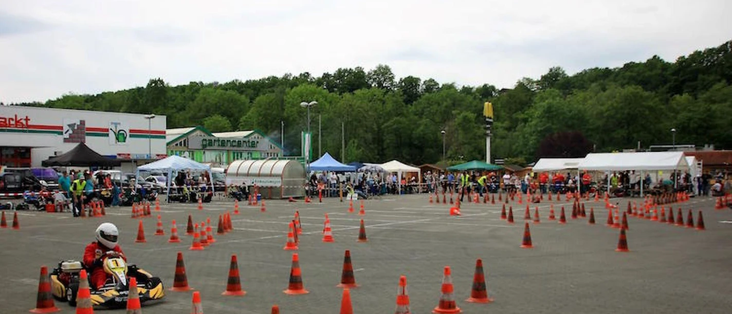 Kart Slalom für Kinder und Jugendliche
