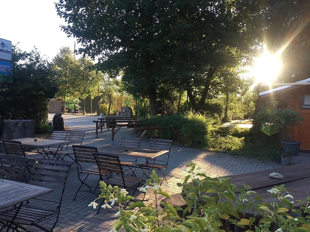 Sitzbereich Campingplatz Auenland, Lahntal