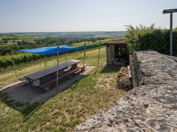 Tisch des Weins Shwabenheim