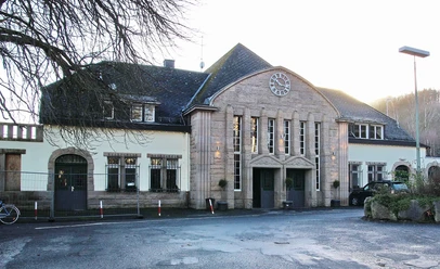bahnhof-parken (1A) Kopie