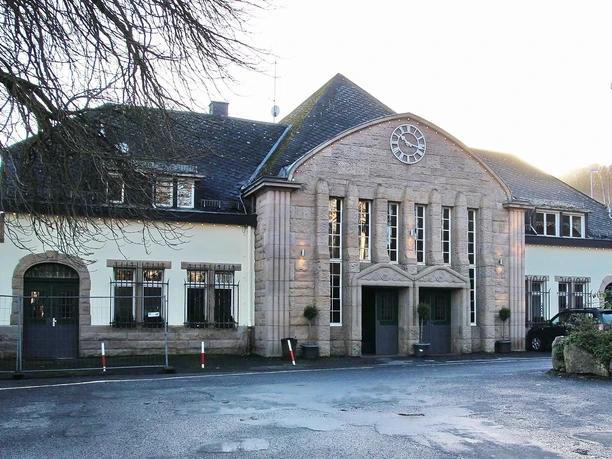 bahnhof-parken (1A) Kopie