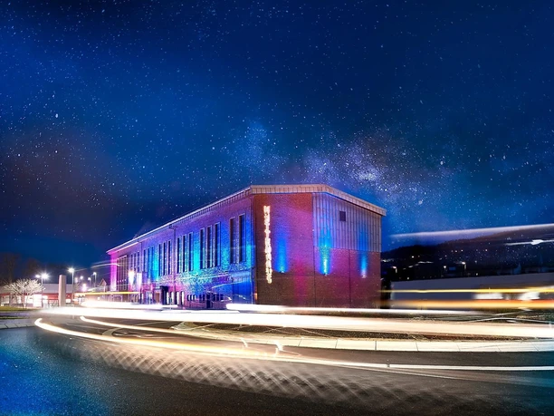 Hüttenhaus Herdorf mit Beleuchtung