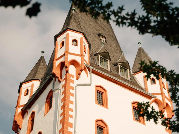 Holzturm nah