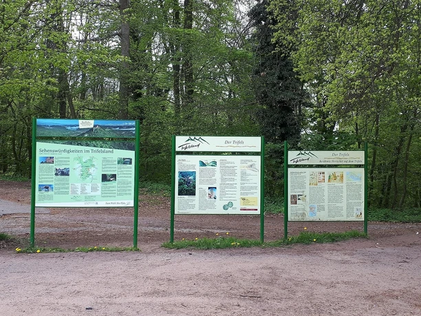 Parkplatz Schlossäcker Tafeln