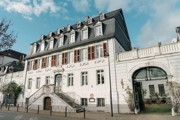 Roentgenhaus mit Schreinerei