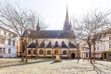 Außenansicht Nikolauskirche