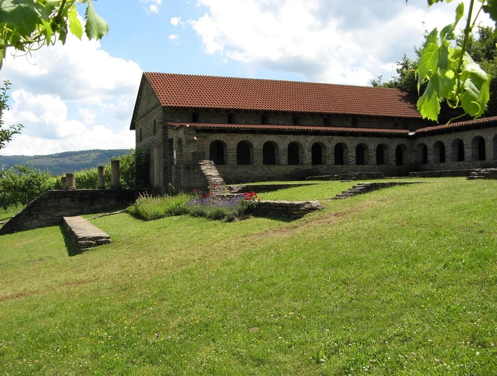 Villa Urbana Longuich 1