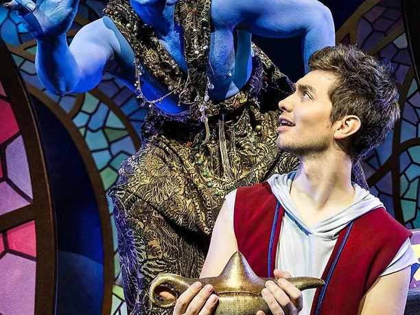 aladin-musical-motiv-1-hoch-1080x1920px-theater-li