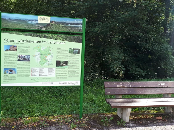 Tafel Sehenswürdigkeiten im Trifelsland