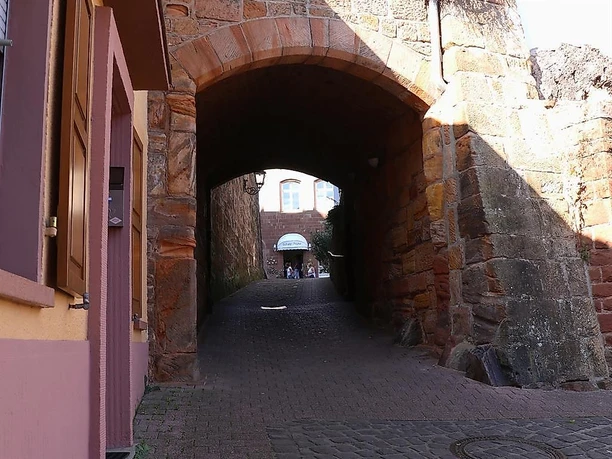 Laurentiustor Saarburg (2)