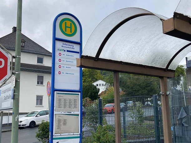 Bushaltestelle Bismarckstraße 2