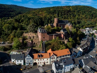 Burg Hengebach in Heimbach