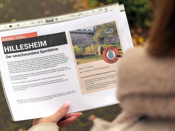 Blick über Schulter auf Fall