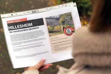 Blick über Schulter auf Fall