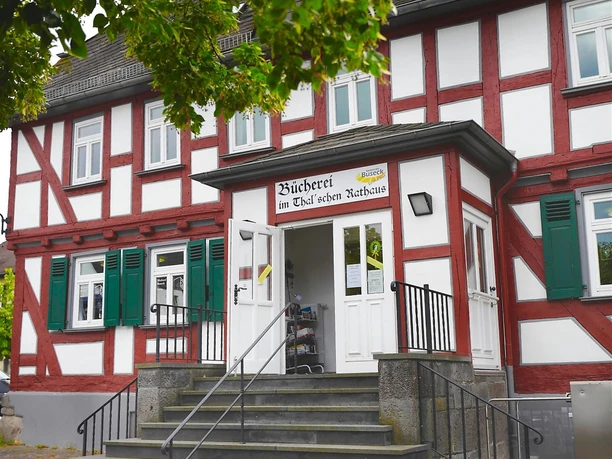 Bücherei im Thal'schen Rathaus