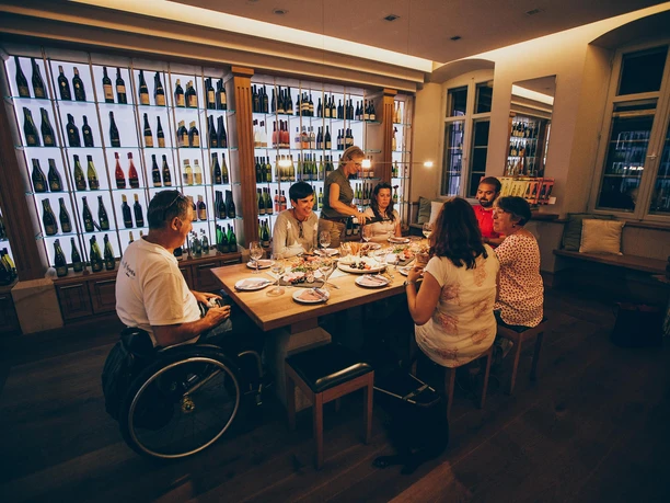 Barrierefrei in der Weinkammer