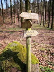 Wegweiser zum Trautzburger Maar