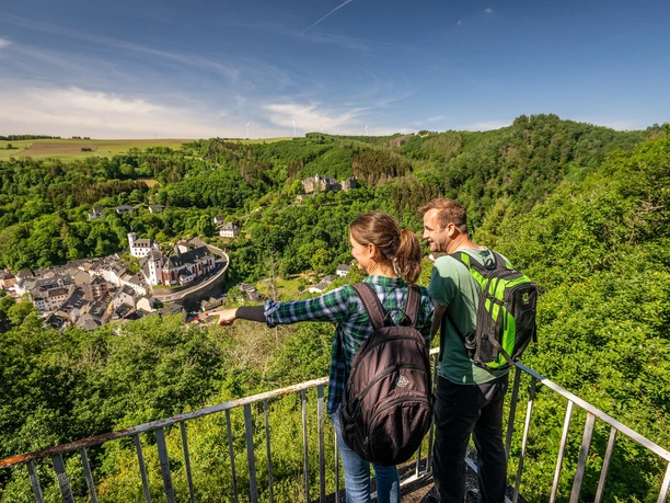 Blick von der großen Kanzel auf Neuerburg