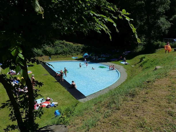 Naturfreibad Schinderweiher Naturfreibad Schinderweiher