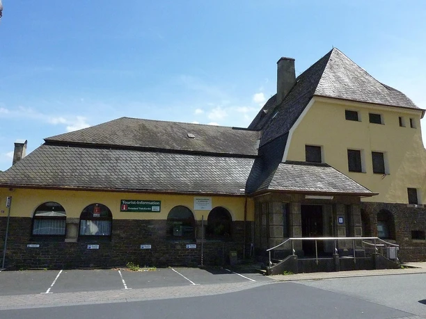 Bahnhofsgebäude