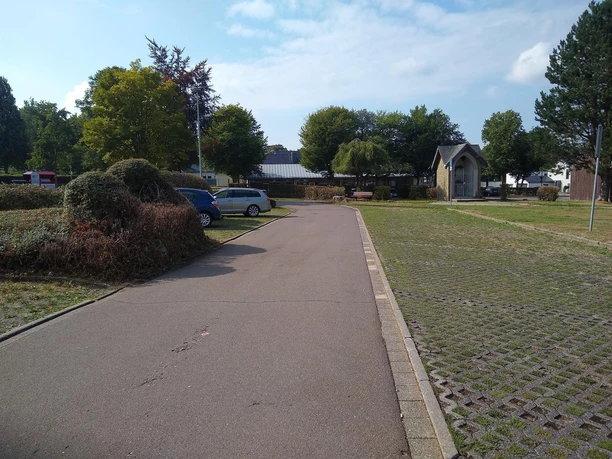 Parkplatz Otto-Junker-Platz (1)