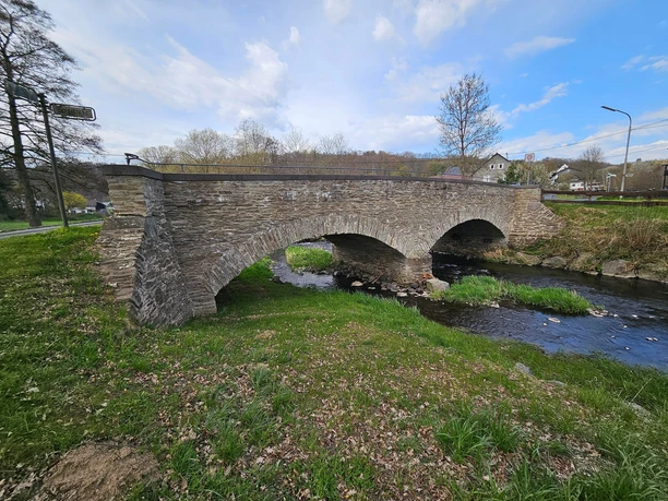 Ansicht Steinbogenbrücke in Limbach