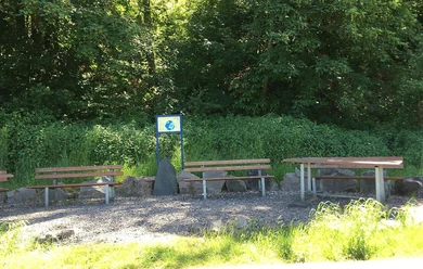 Sitzgruppe am Queichtalradweg
